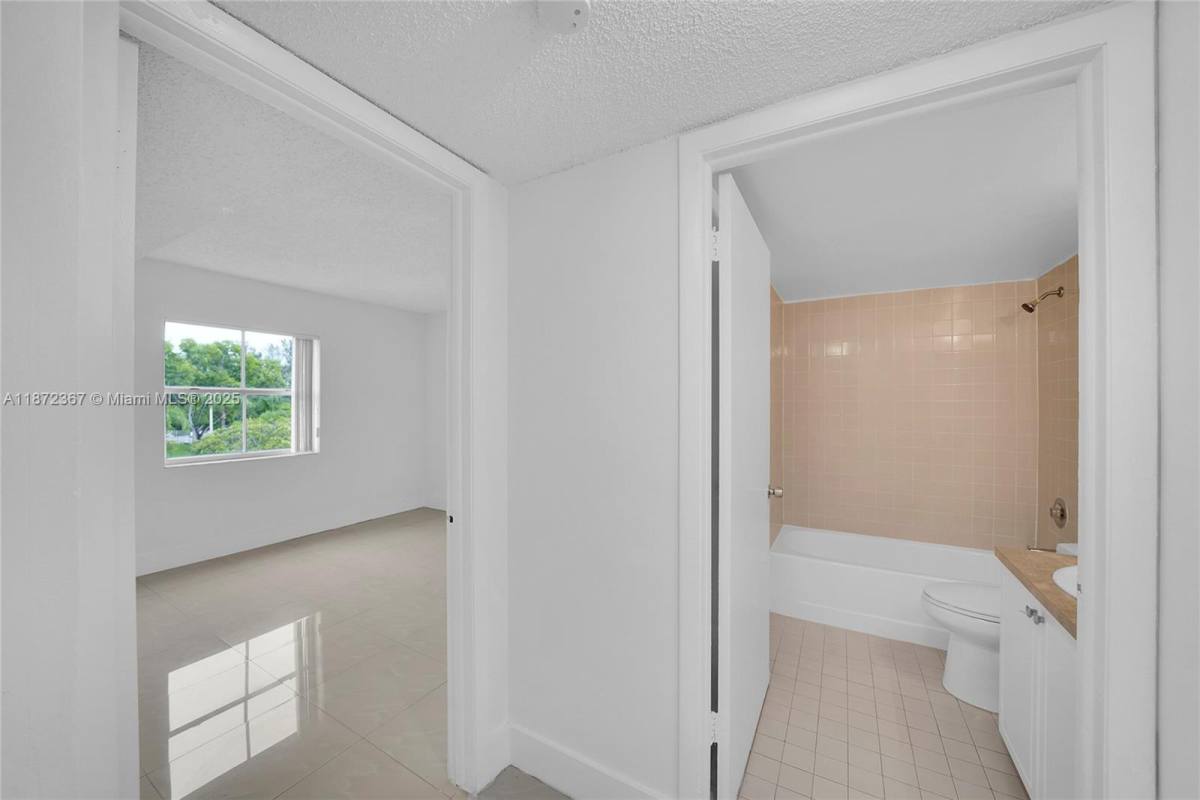 Apartment for rent at 8260 SW 210th St #201, Miami, FL 33189