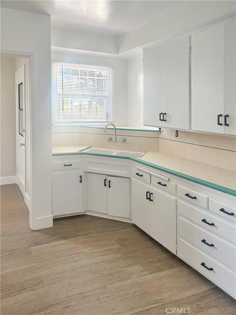 Apartment for rent at 1805 Hauser Blvd, Los Angeles, CA 90019