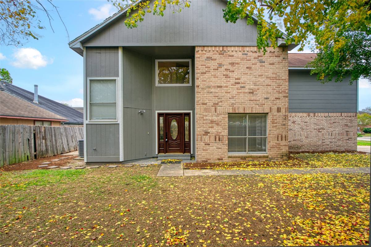 Apartment for rent at 4426 Trace Mill Court, Houston, TX 77066
