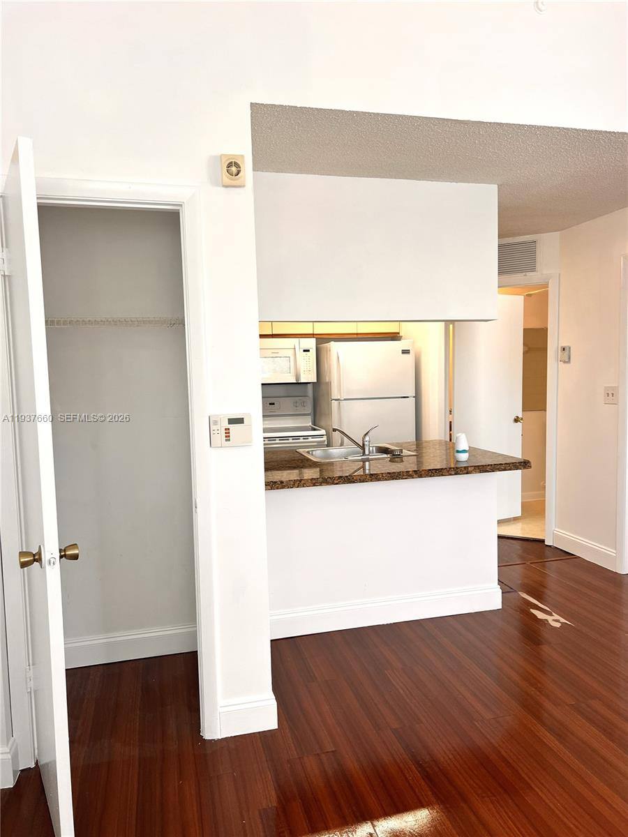 Condo for rent at 17500 NW 67th Court #17500P19, Hialeah, FL 33015