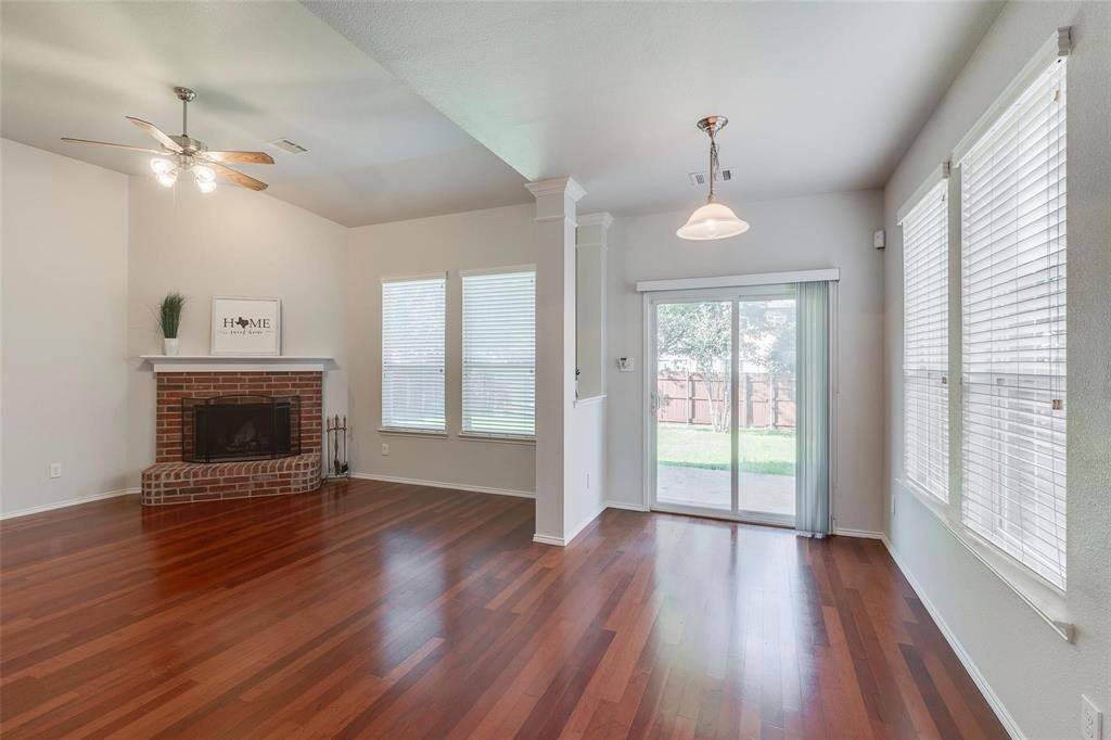 Apartment for rent at 13421 Lost Spurs Rd, Roanoke, TX 76262