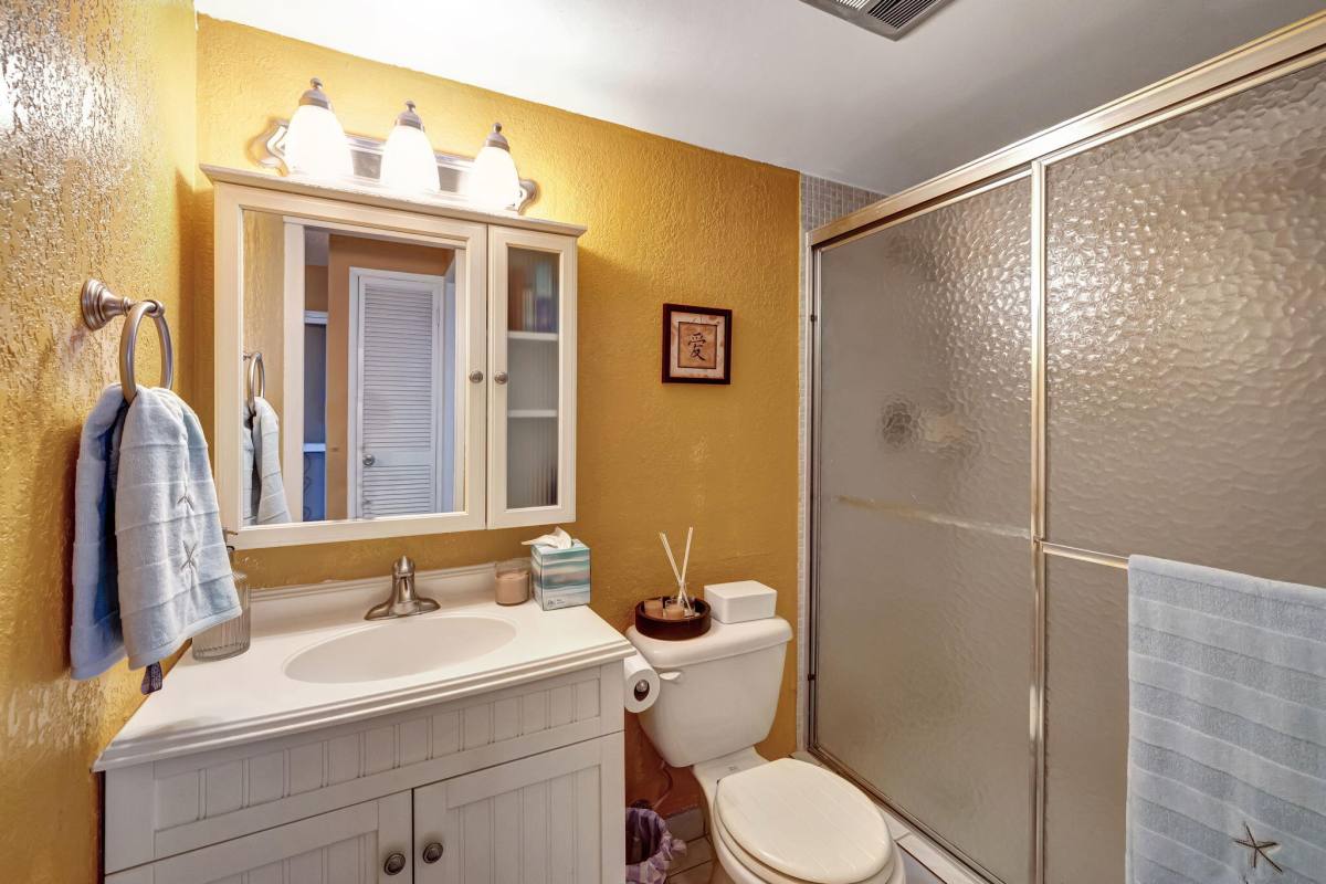 Apartment for rent at 2350 NE 14th St Causeway #701, Pompano Beach, FL 33062