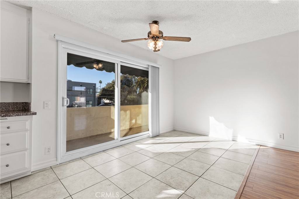 Apartment for rent at 4924 Kester Ave #10, Sherman Oaks, CA 91403