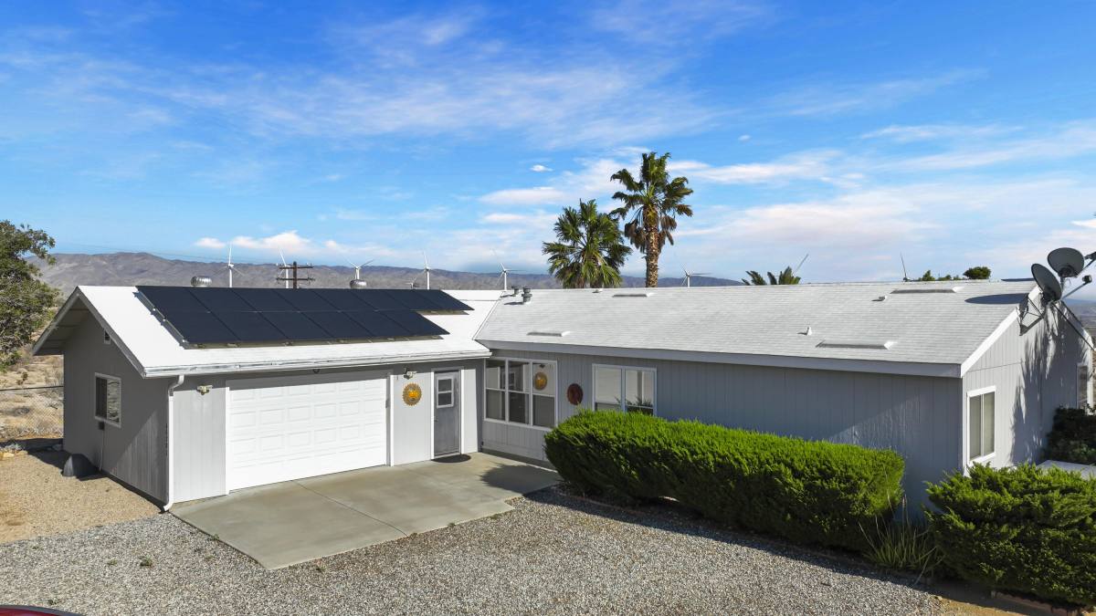 Apartment for rent at 60781 Painted Hills Rd, Whitewater, CA 92282