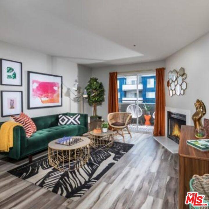 Apartment for rent at 245 Pine Ave #111, Long Beach, CA 90802