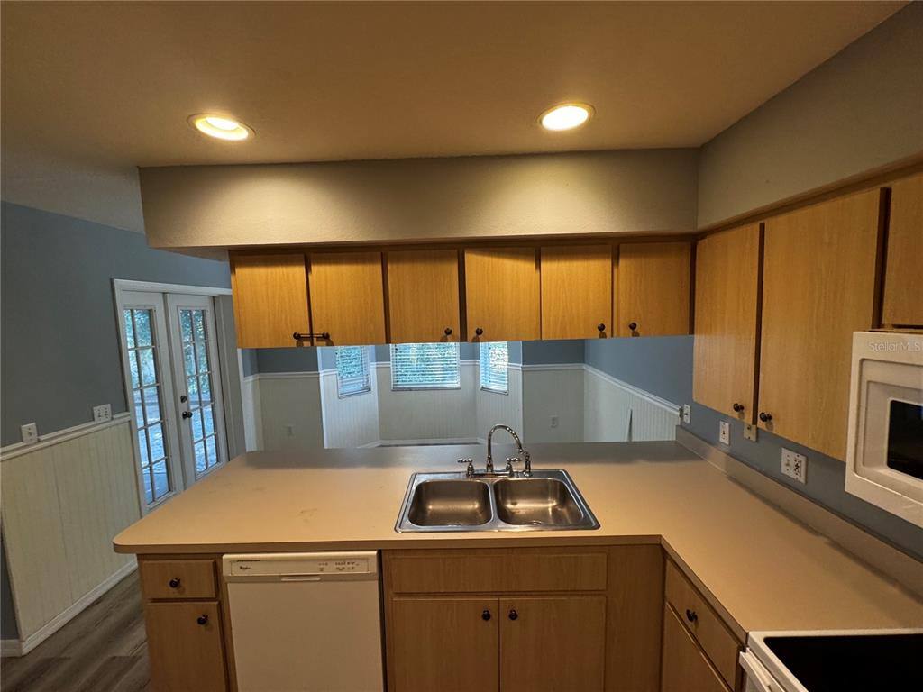 Apartment for rent at 2082 Old Arbor Court, Sarasota, FL 34232