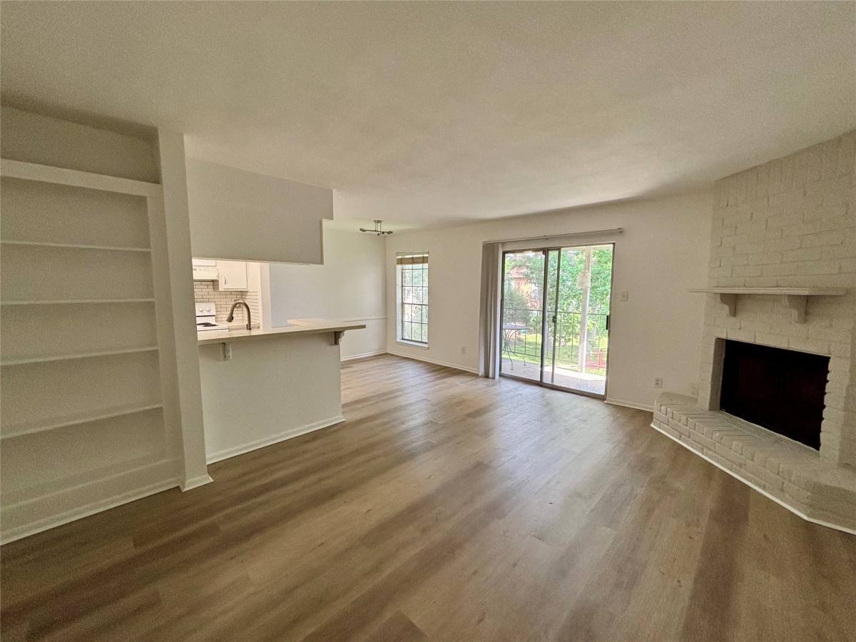 Apartment for rent at 2800 Jeanetta St #2008, Houston, TX 77063