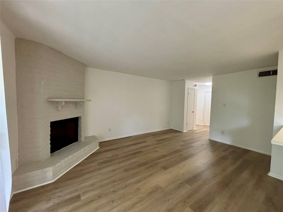 Apartment for rent at 2800 Jeanetta St #2008, Houston, TX 77063