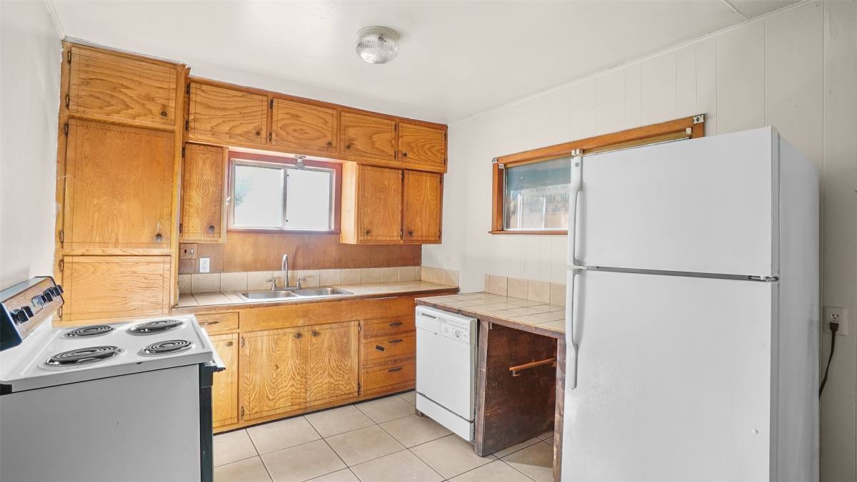 Apartment for rent at 5958 Skylane Dr, Montgomery, TX 77316