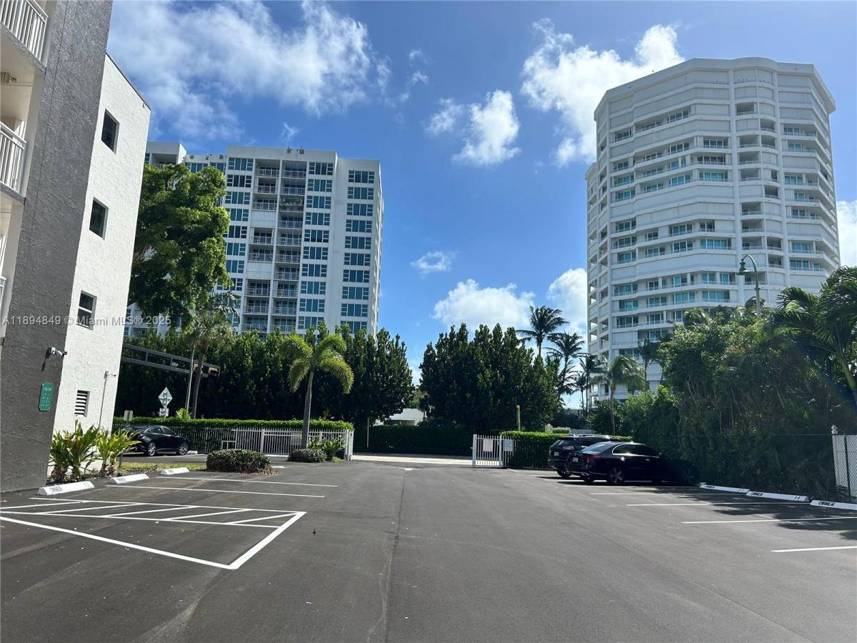 Condo for rent at 1541 S Ocean Blvd #314, Pompano Beach, FL 33062