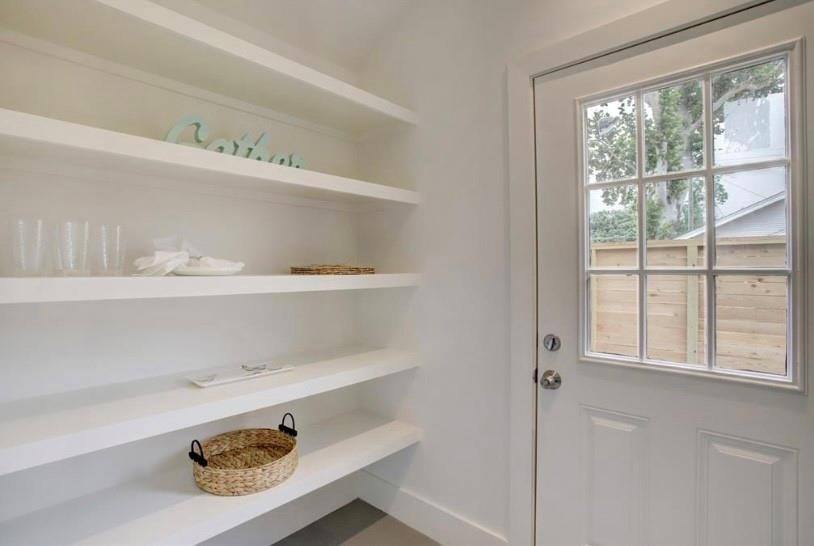 Apartment for rent at 6107 N Main St, Houston, TX 77008