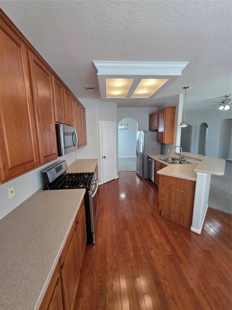 Apartment for rent at 6169 Mitchell Court, League City, TX 77573