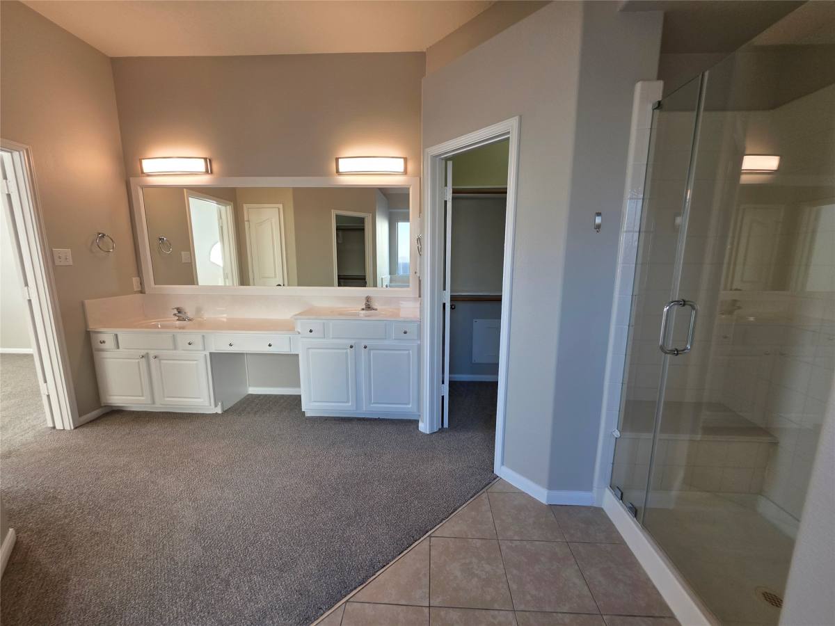 Apartment for rent at 6169 Mitchell Court, League City, TX 77573