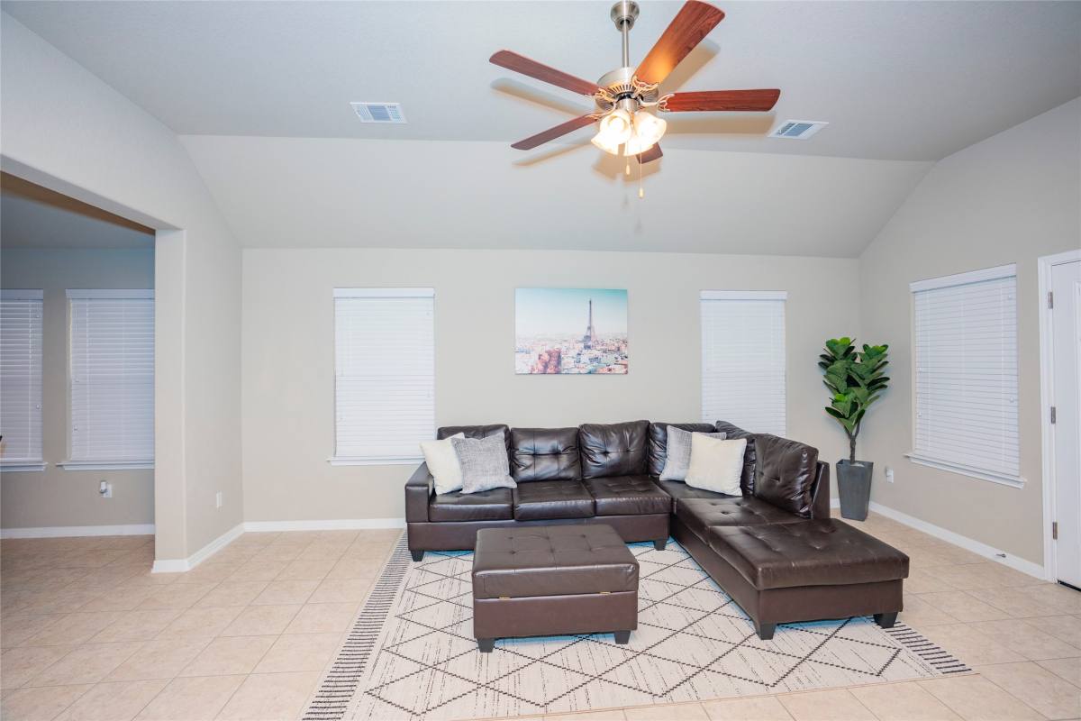 Apartment for rent at 20916 Carries Ranch Rd, Pflugerville, TX 78660