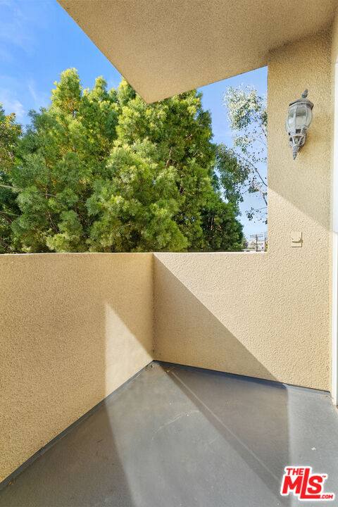 Apartment for rent at 1661 S Bundy Dr #202, Los Angeles, CA 90025