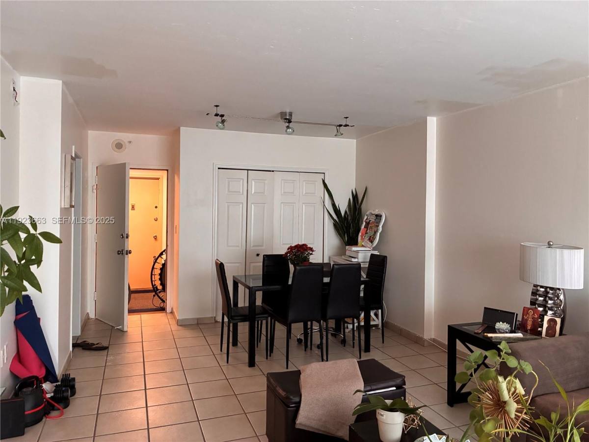 Apartment for rent at 400 Kings Point Dr #1522, North Miami Beach, FL 33160
