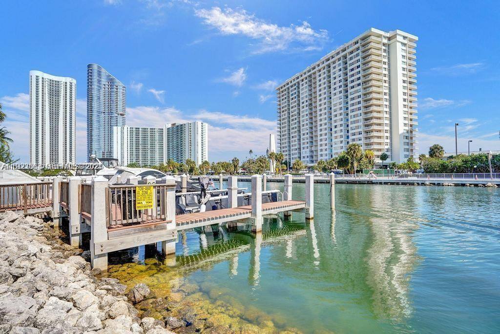 Apartment for rent at 400 Kings Point Dr #1522, North Miami Beach, FL 33160