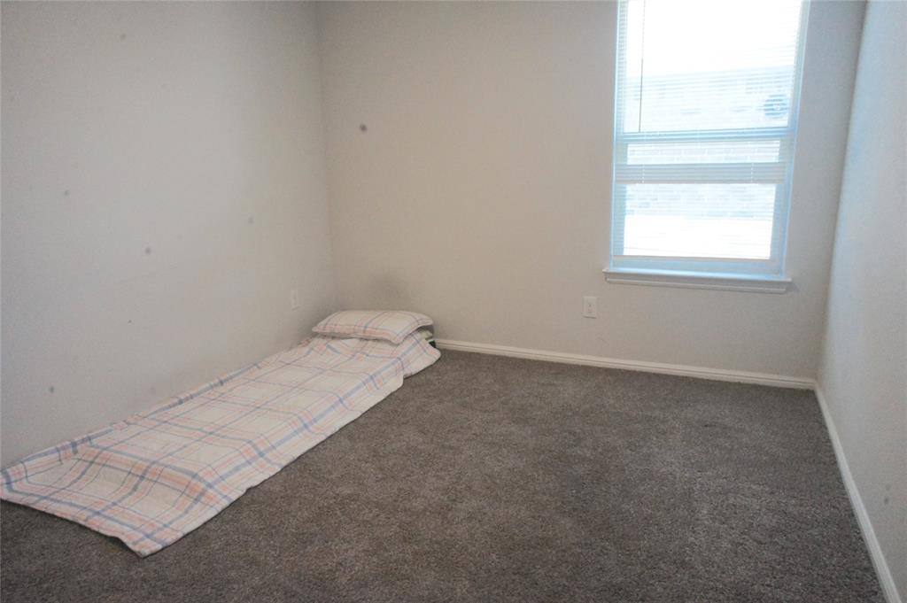 Apartment for rent at 16428 Milwaukee St, Justin, TX 76247