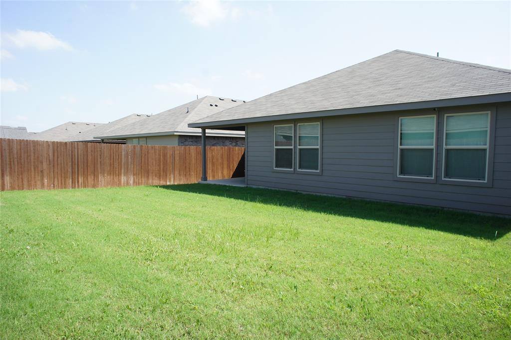 Apartment for rent at 16428 Milwaukee St, Justin, TX 76247