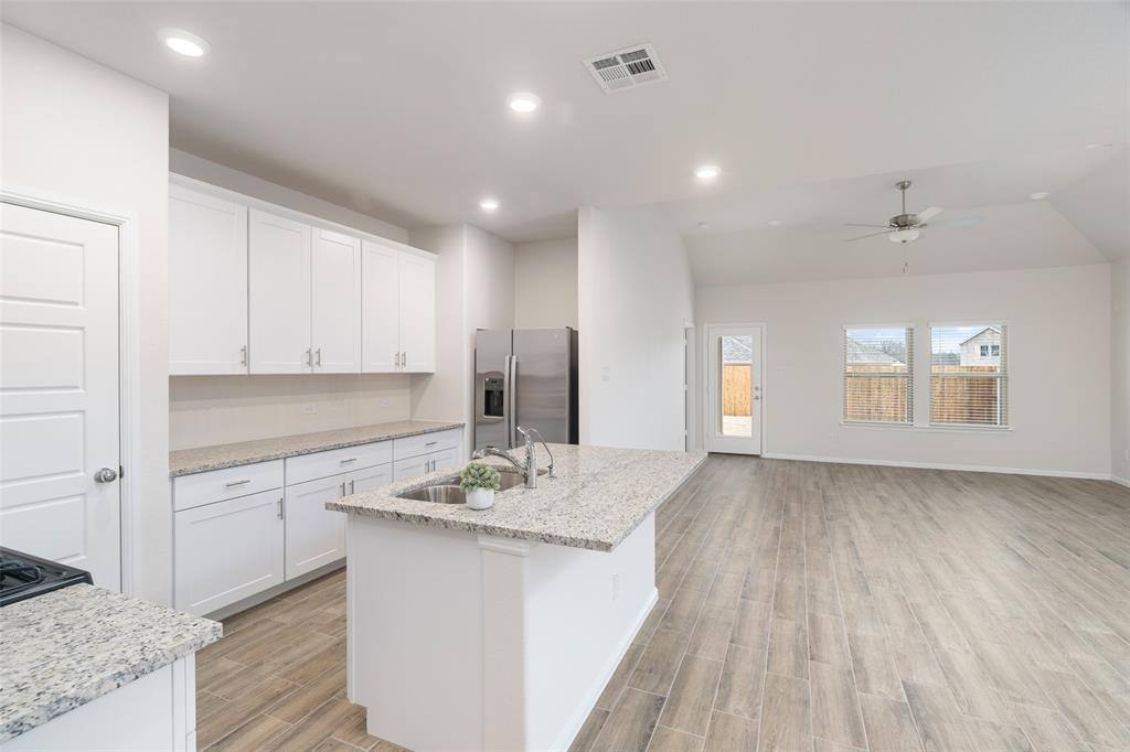 Apartment for rent at 429 Wydown Dr #429, Princeton, TX 75407
