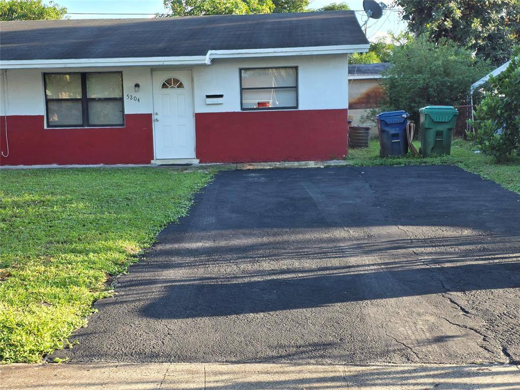 Apartment for rent at 5204 NW 15th Court, Fort Lauderdale, FL 33313