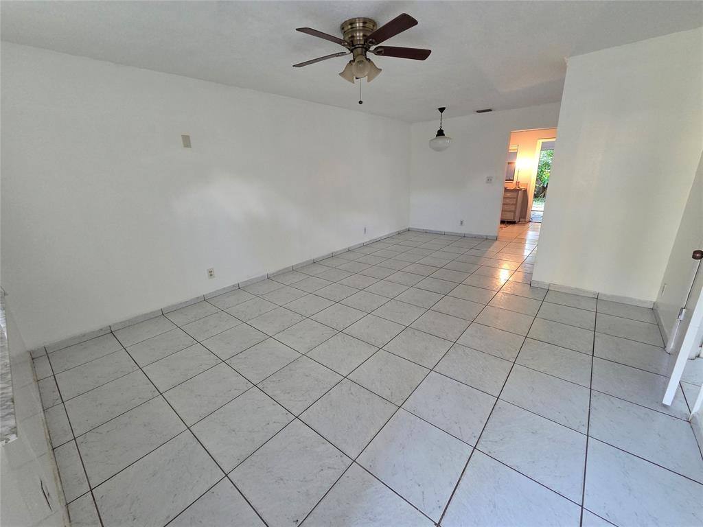 Apartment for rent at 5204 NW 15th Court, Fort Lauderdale, FL 33313
