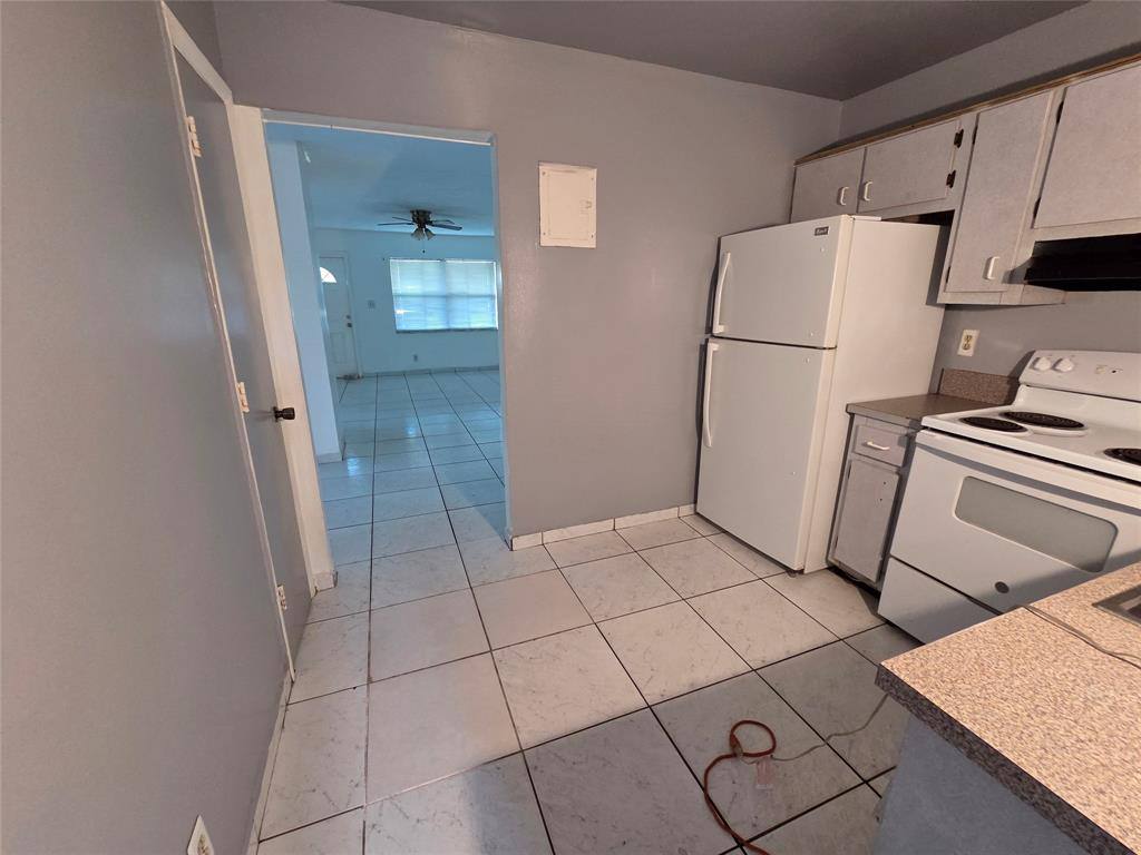 Apartment for rent at 5204 NW 15th Court, Fort Lauderdale, FL 33313