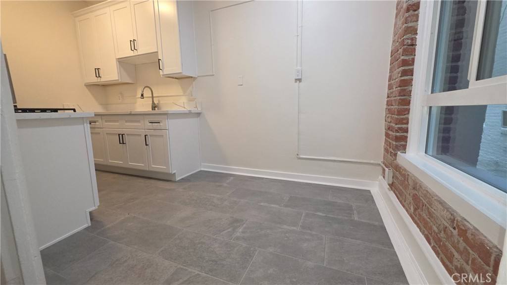 Apartment for rent at 3108 W Sunset Blvd #205, Los Angeles, CA 90026