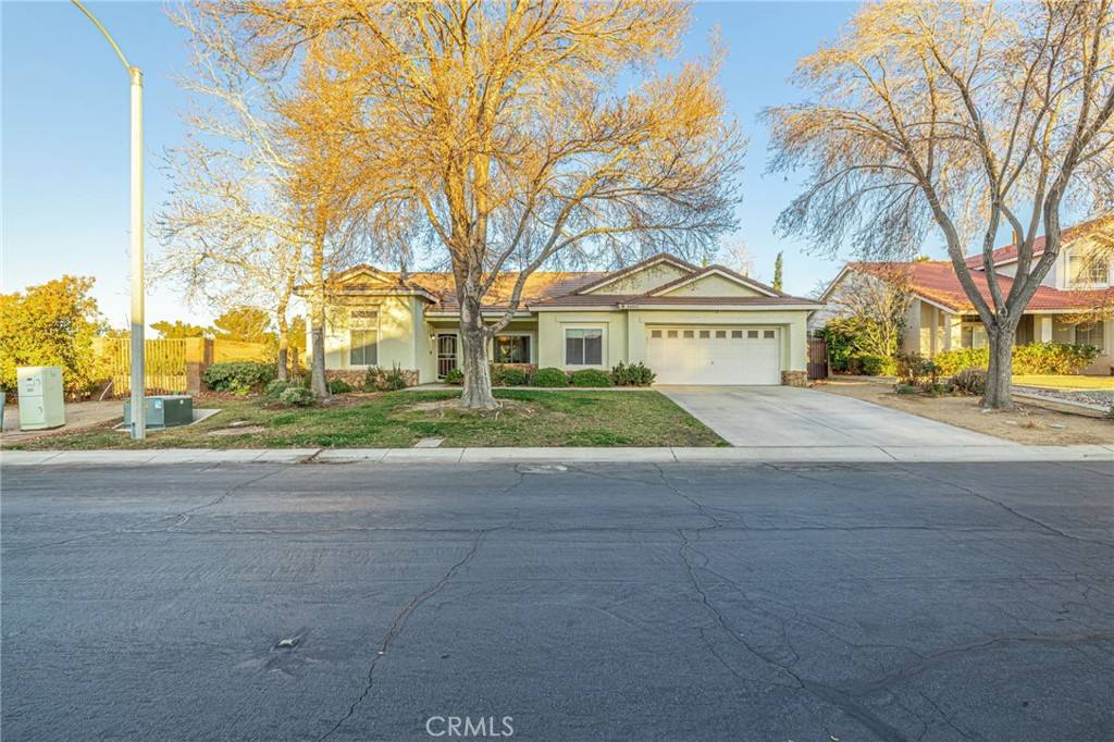 Apartment for rent at 41002 Flagstone St, Palmdale, CA 93551