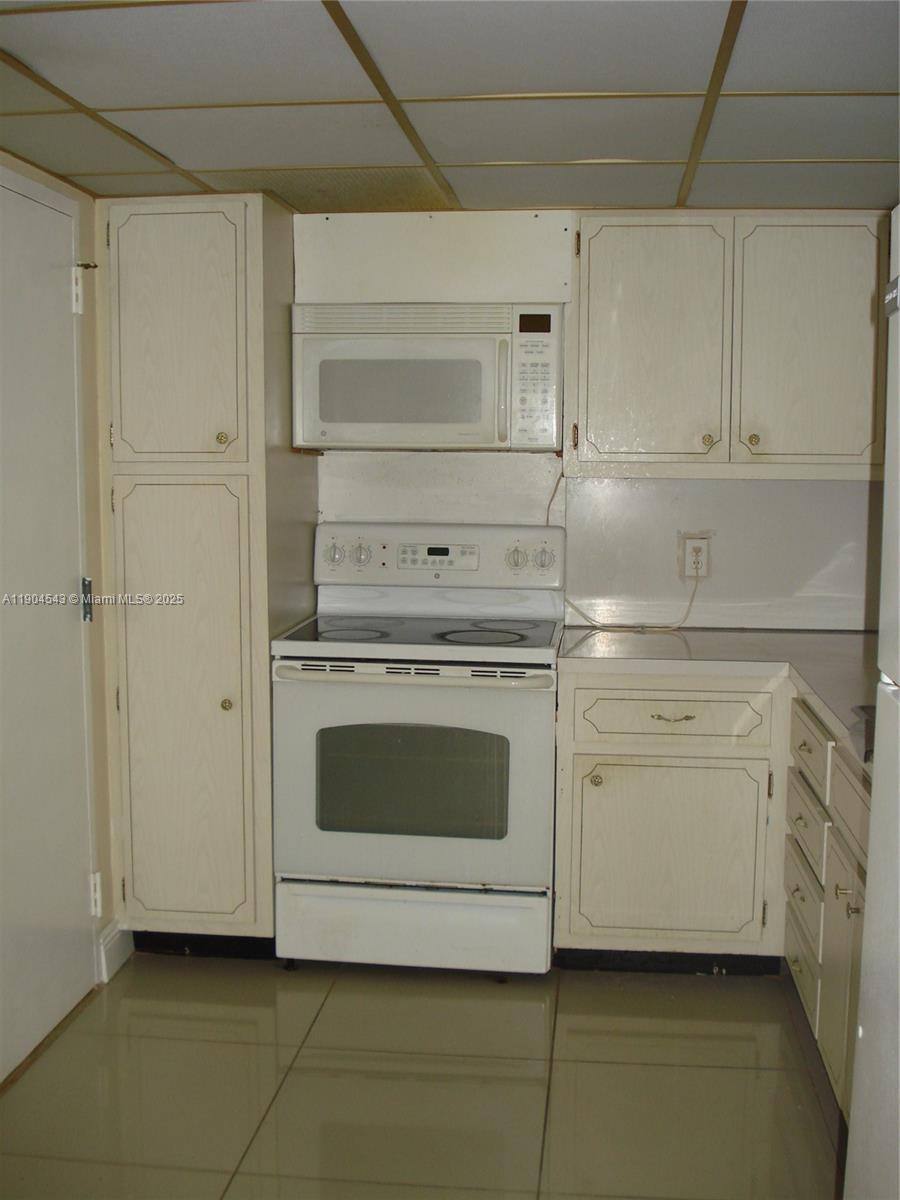 Apartment for rent at 1965 S Ocean Dr #196510P, Hallandale, FL 33009