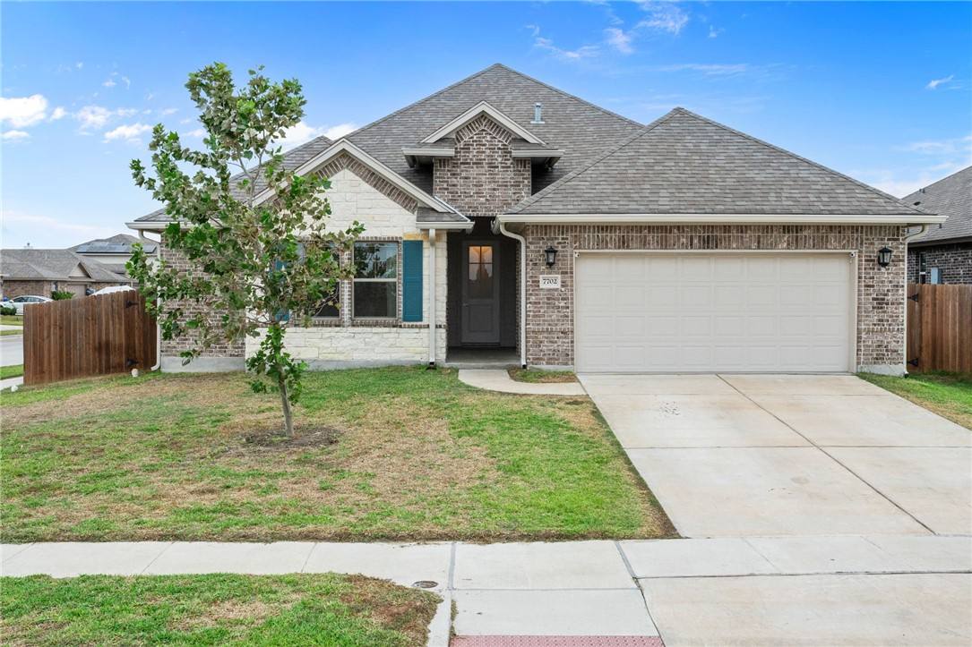 Apartment for rent at 7702 Hulk Dr, Corpus Christi, TX 78414