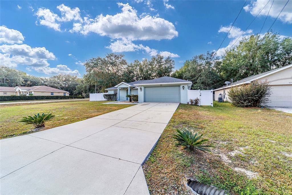 Apartment for rent at 13688 SW 113th Lane, Dunnellon, FL 34432