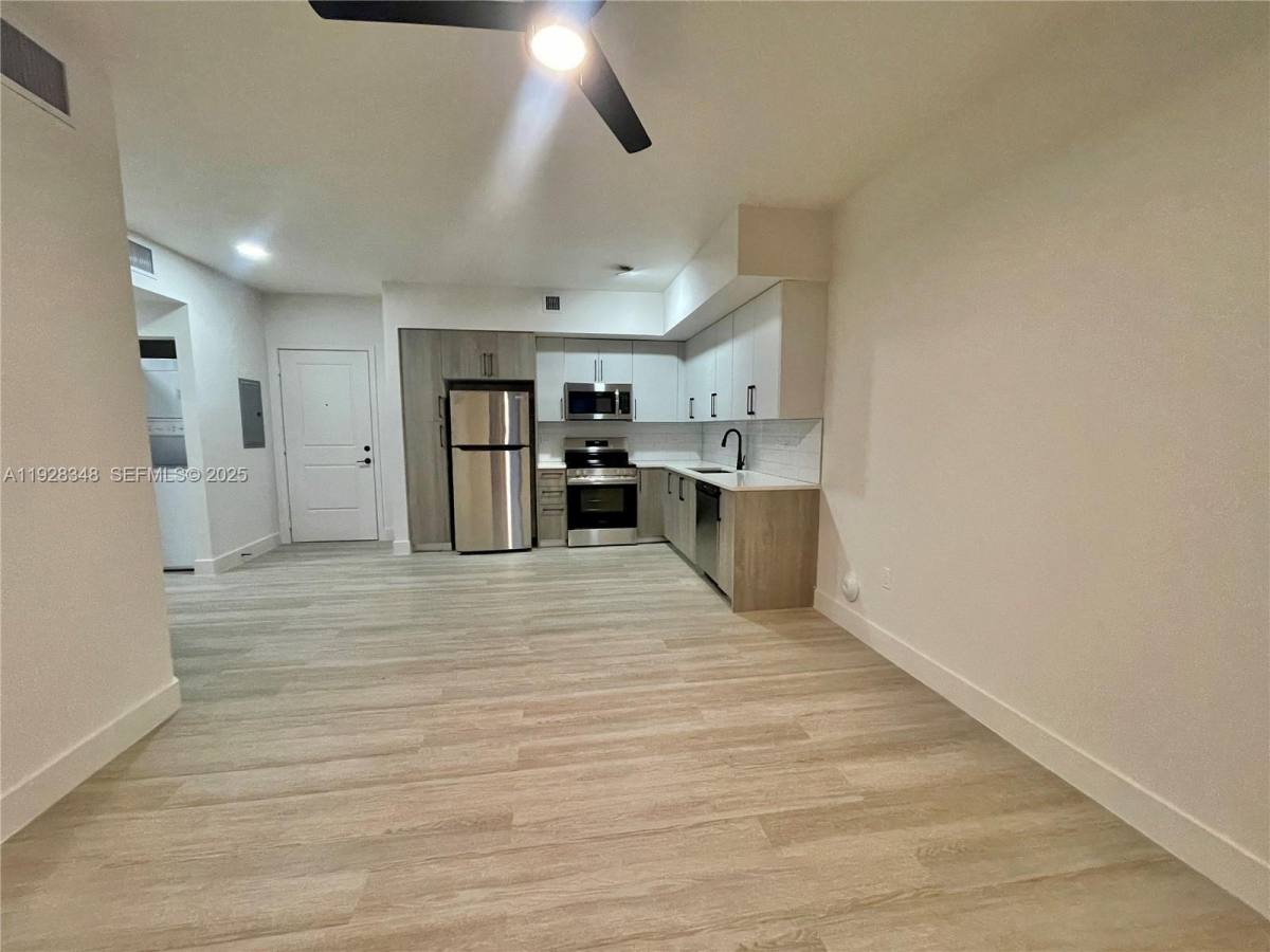 Apartment for rent at 18412 Homestead Ave #124, Miami, FL 33157