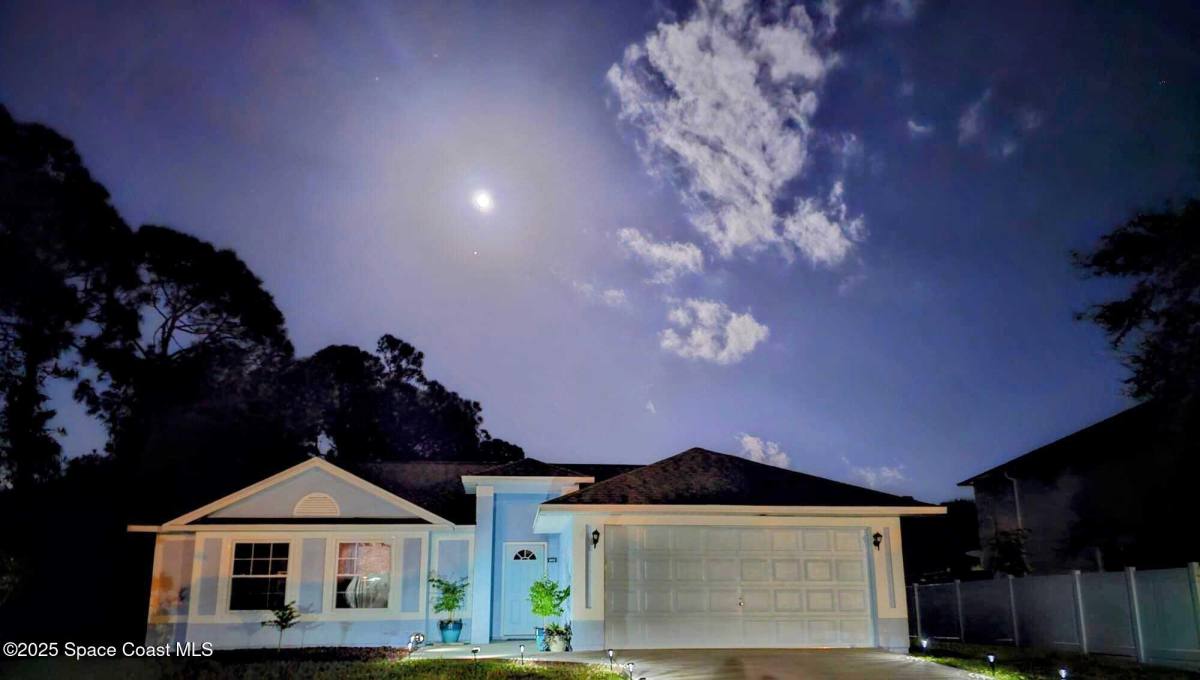 Apartment for rent at 759 Griffin Ave #759, Palm Bay, FL 32908