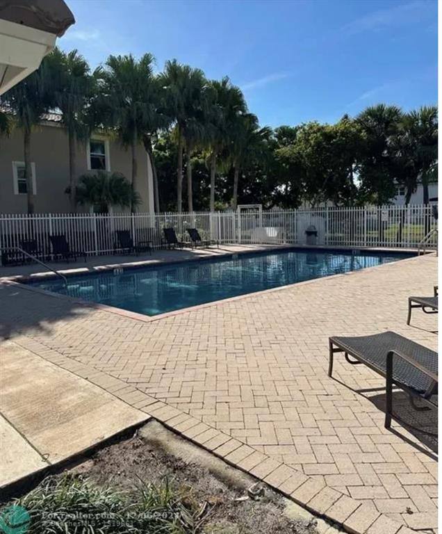 Townhouse for rent at 10535 NW 57th St, Pompano Beach, FL 33076
