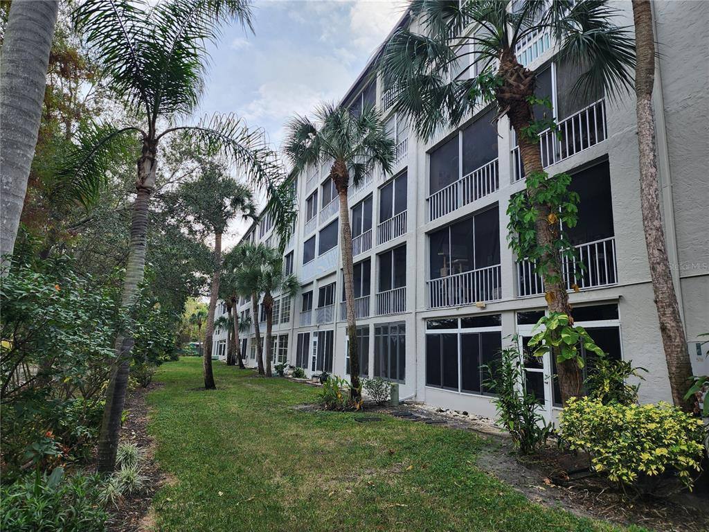 Condo for rent at 3064 Lake Bayshore Dr #115, Bradenton, FL 34205