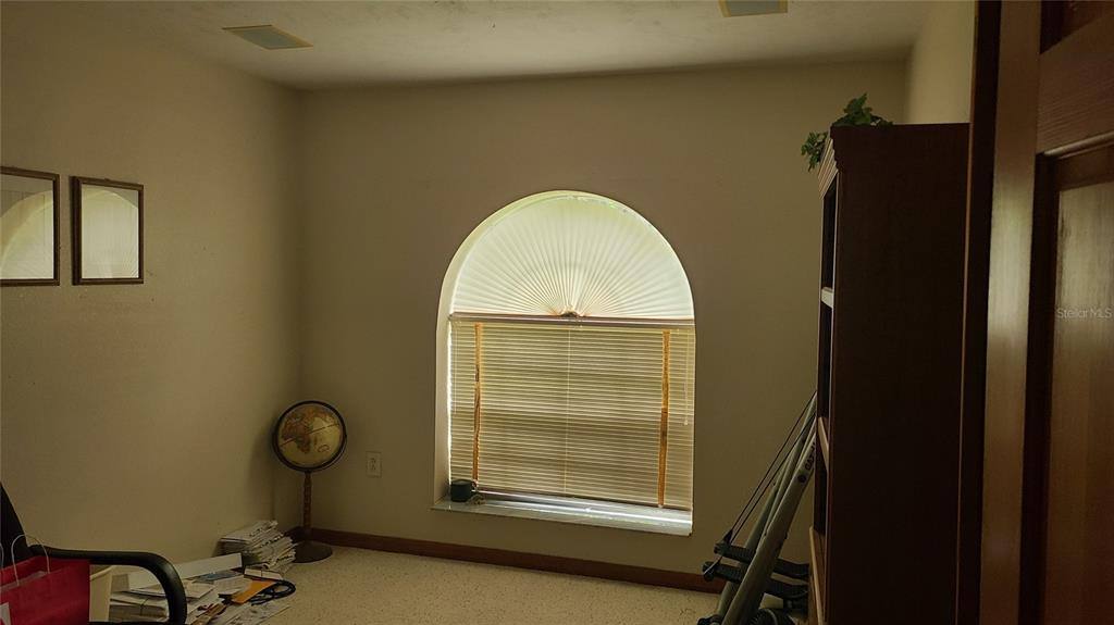 Apartment for rent at 8404 Barrett Place, Tampa, FL 33617