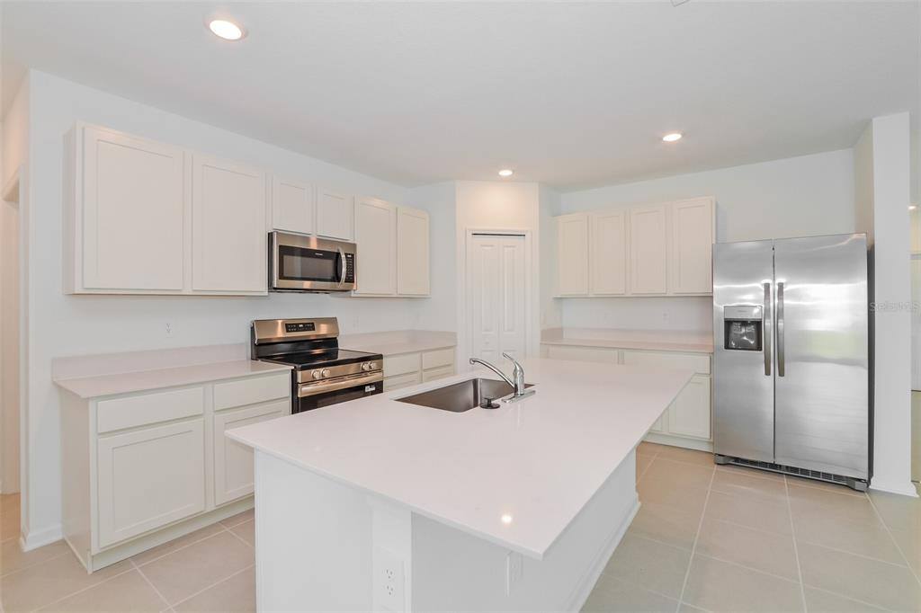 Apartment for rent at 2708 Lookout Ridge Rd, Haines City, FL 33844