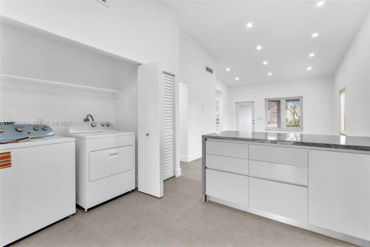 Townhouse for rent at 8394 SW 148th Ave, Miami, FL 33193