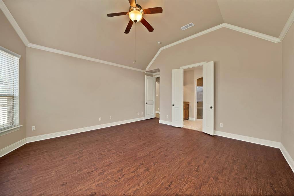 Apartment for rent at 7315 Comal Dr, Irving, TX 75039