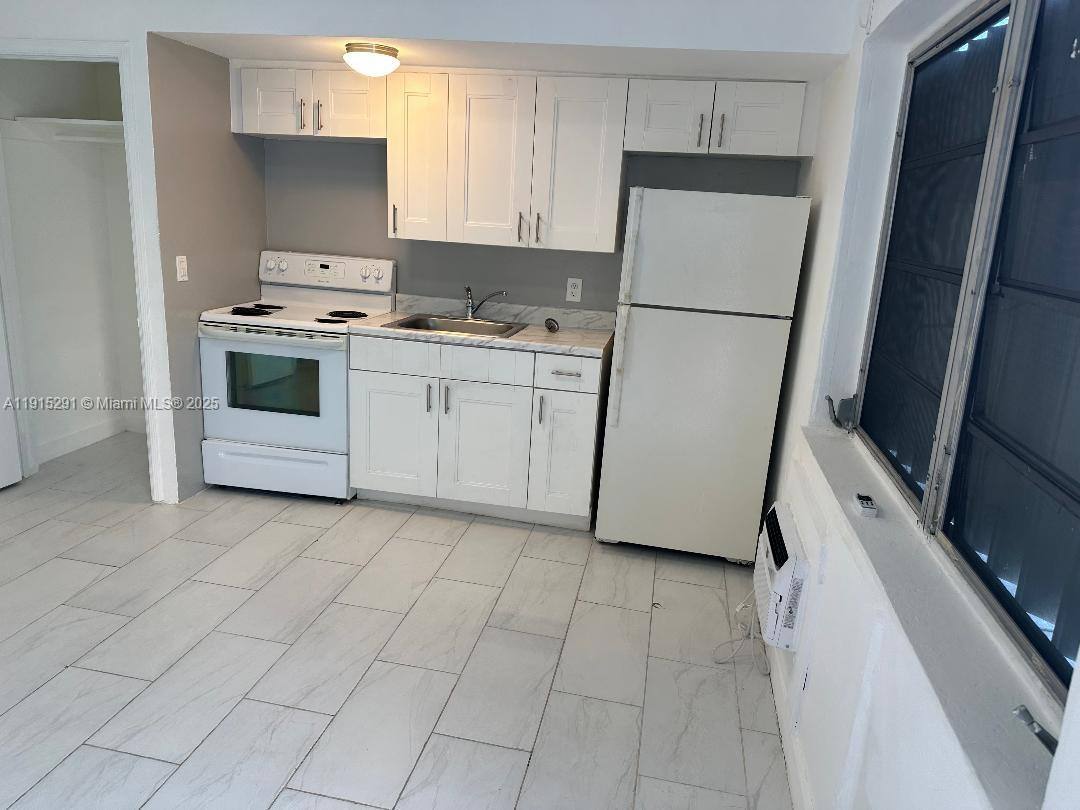 Apartment for rent at 1293 NE 109th St #3, Miami, FL 33161