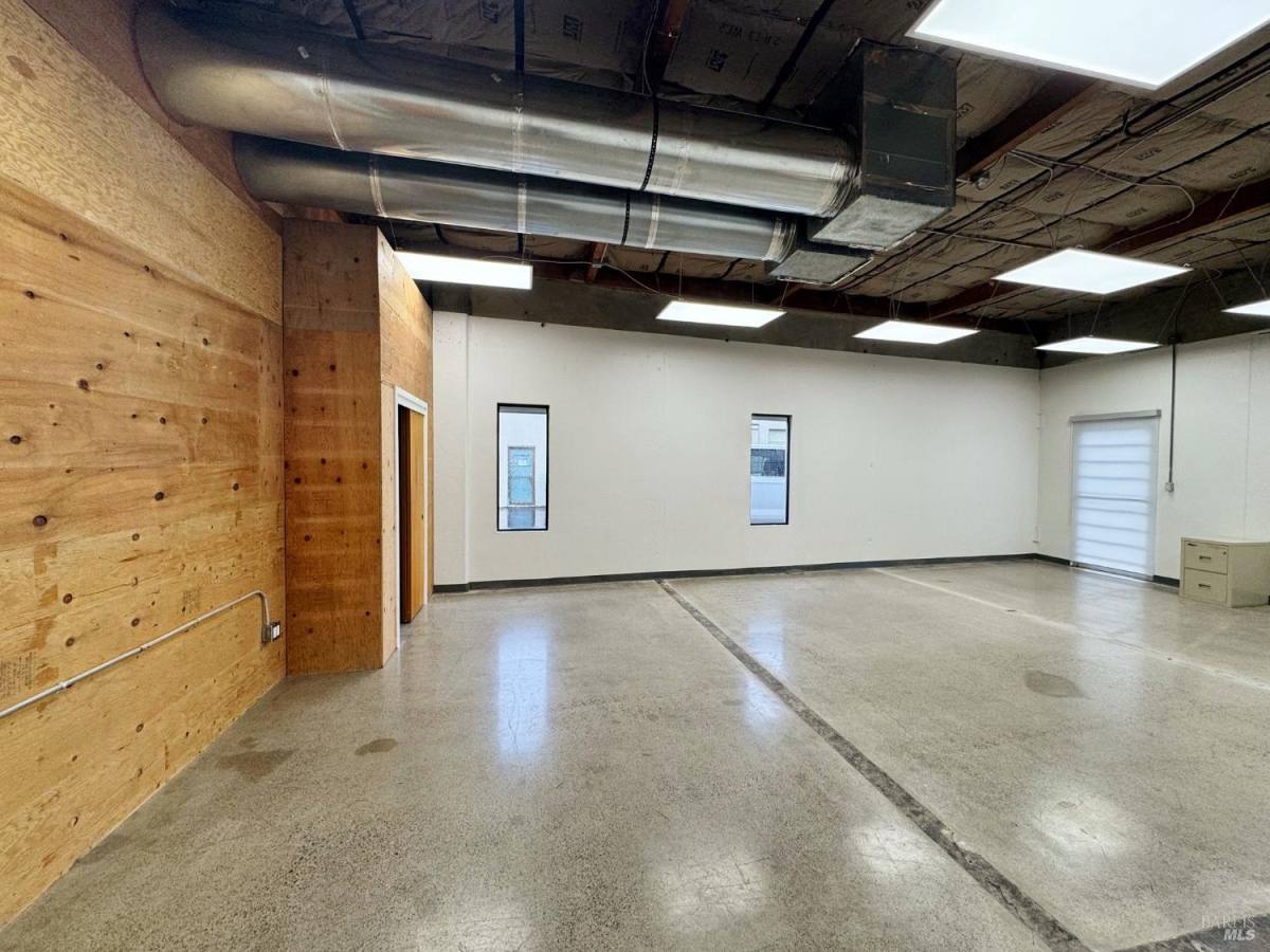 Apartment for rent at 14 Commercial Blvd #133, Novato, CA 94949