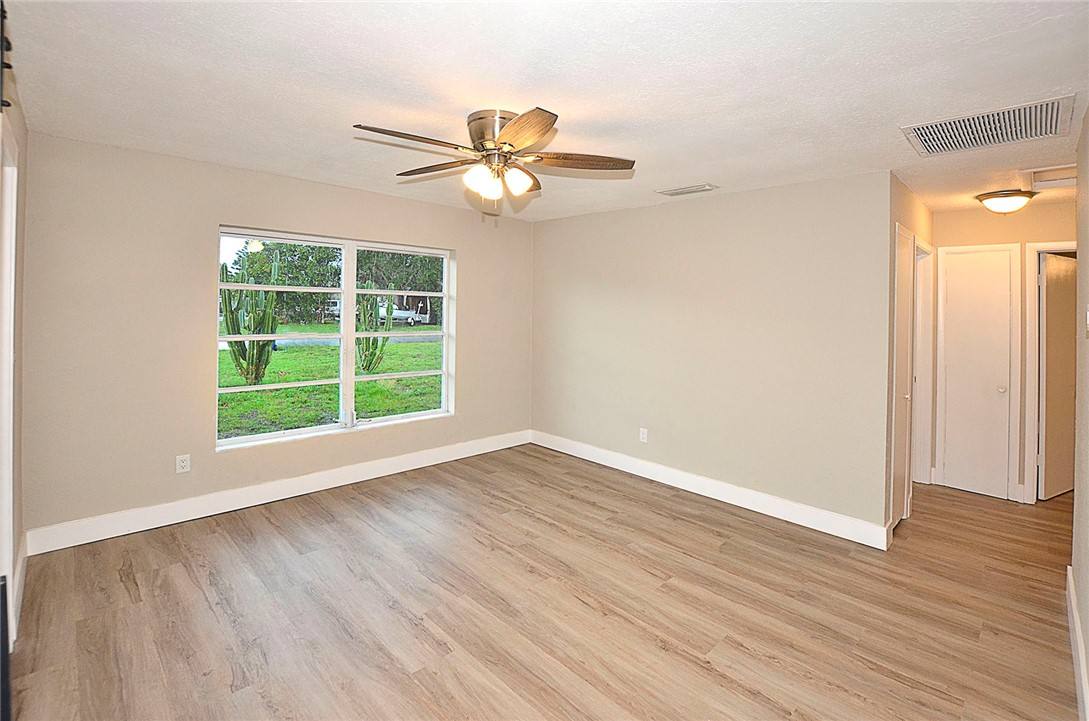 Apartment for rent at 355 6th Rd SW #355, Vero Beach, FL 32962