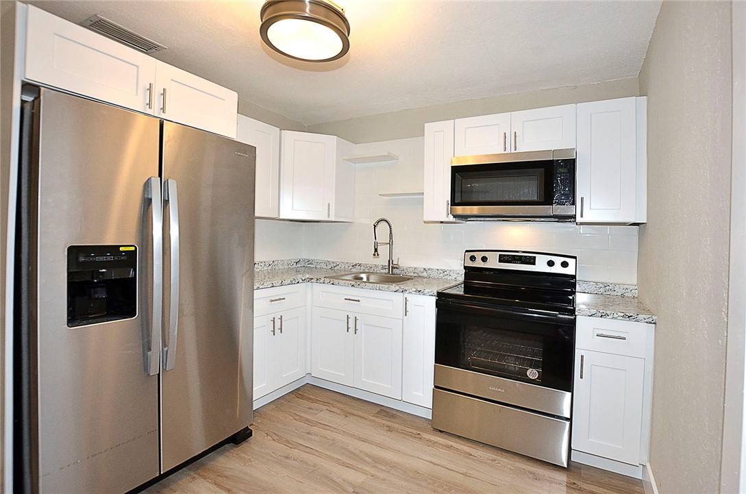 Apartment for rent at 355 6th Rd SW #355, Vero Beach, FL 32962