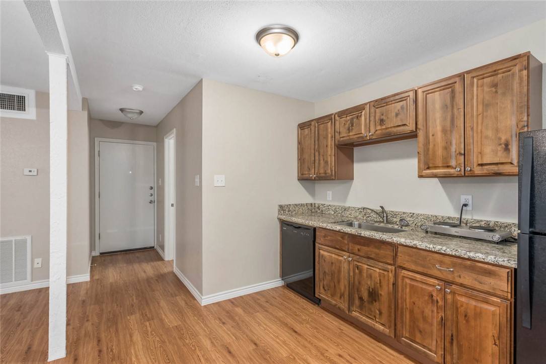 Apartment for rent at 3914 Old College Rd, Bryan, TX 77801