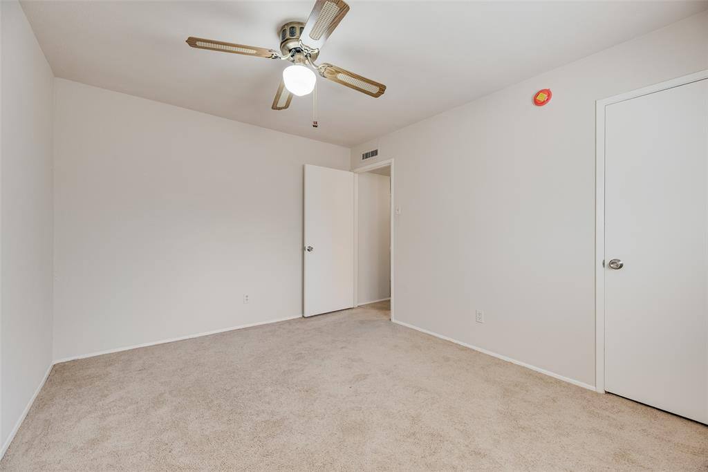 Apartment for rent at 1429 Whitehall Dr, Plano, TX 75023