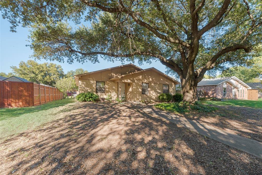 Apartment for rent at 1429 Whitehall Dr, Plano, TX 75023