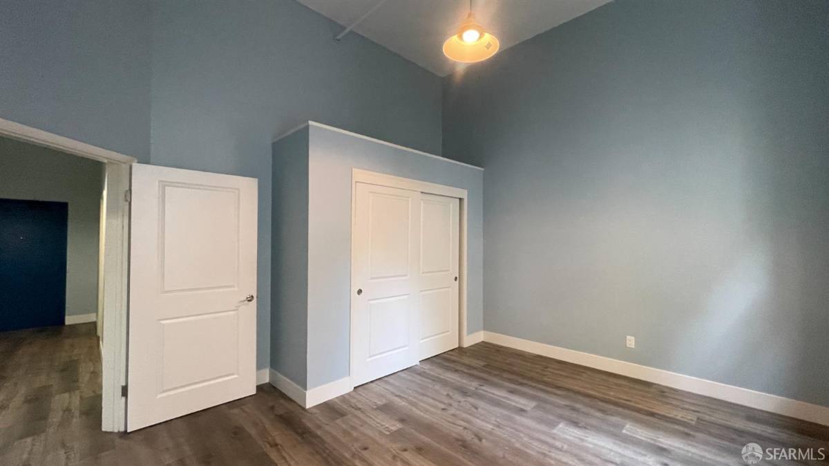 Apartment for rent at 375 12th St #375-1, Oakland, CA 94607