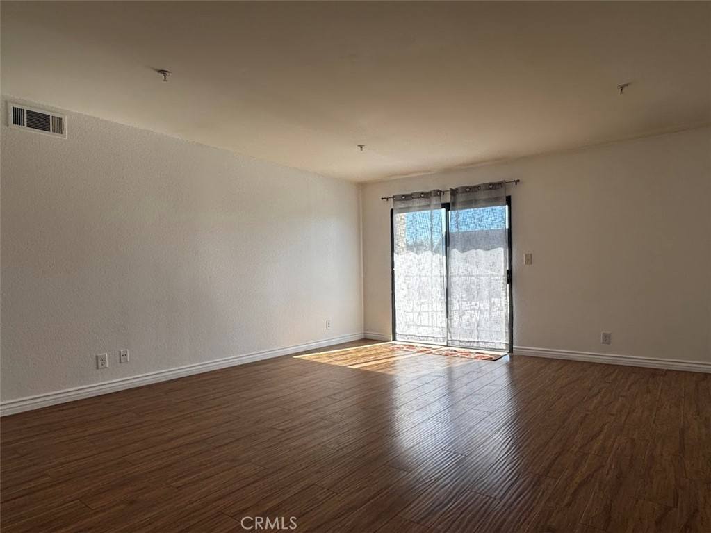 Apartment for rent at 77 N Holliston Ave #77, Pasadena, CA 91106