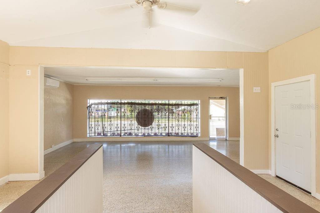 Apartment for rent at 209 S Florida Ave #209, Deland, FL 32720